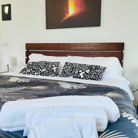 Terramare B&B คาตาเนีย ภายนอก รูปภาพ