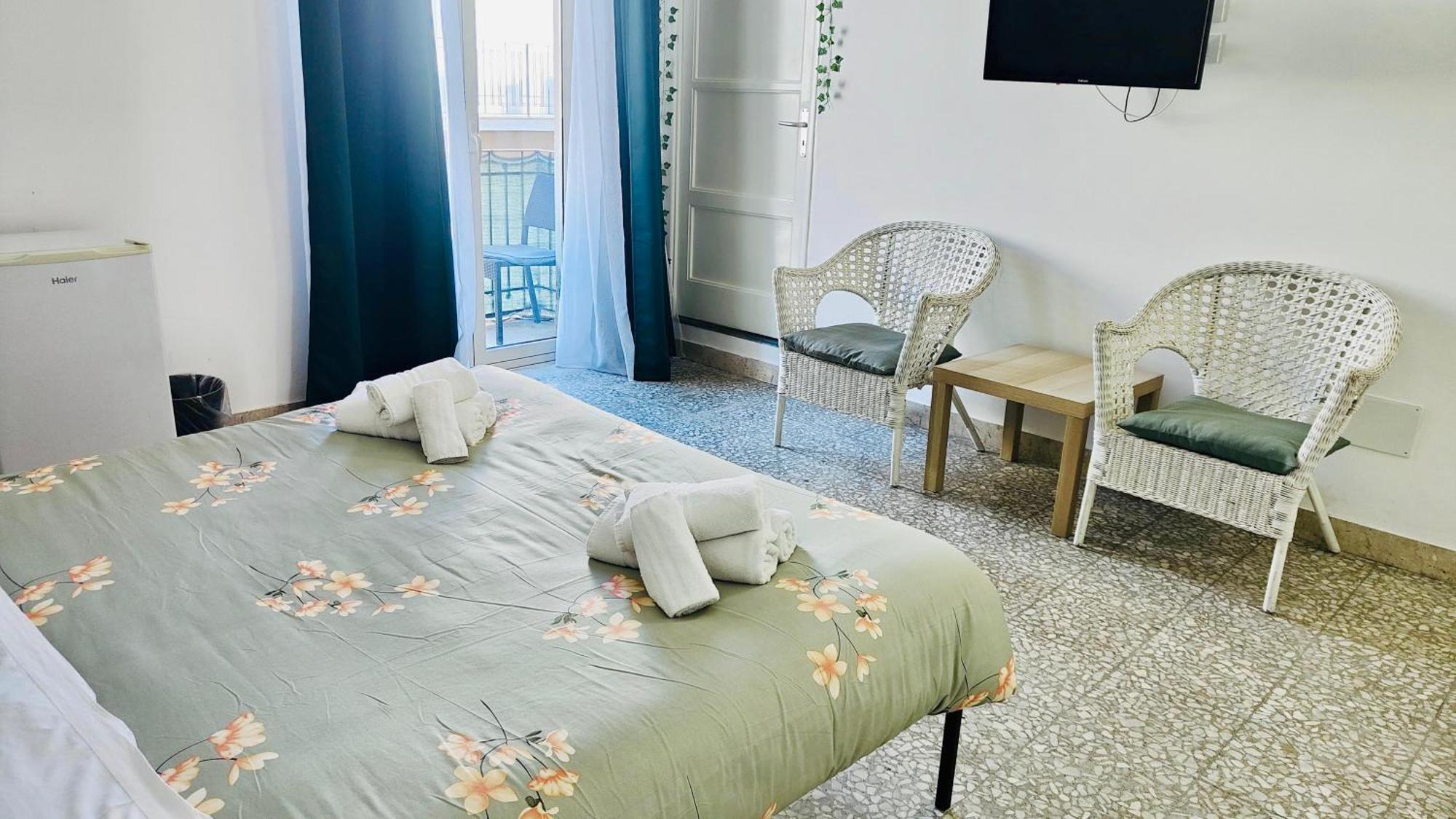 Terramare B&B คาตาเนีย ภายนอก รูปภาพ